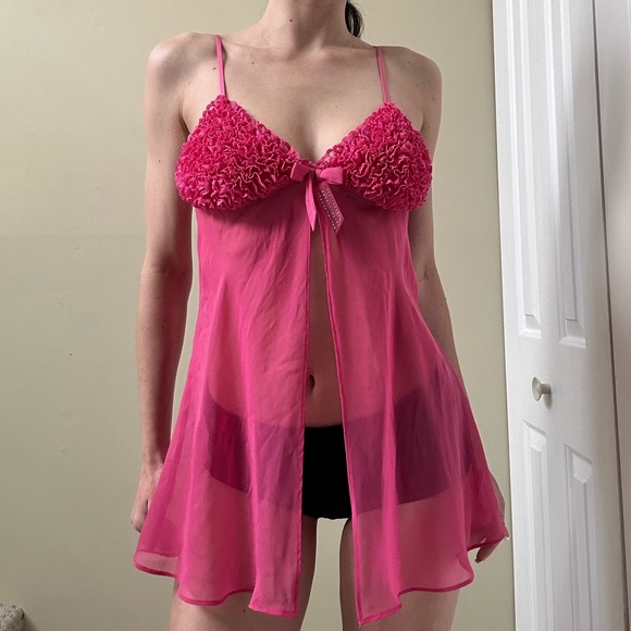 Hot pink Y2K ruffle mesh curtain top - Picture 4 of 11